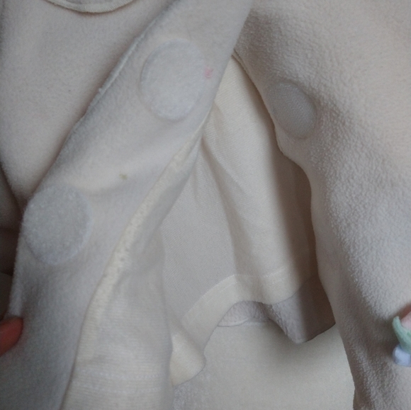 White fleece Penelope Mack 12 month jacket and matching hat - Picture 3 of 7